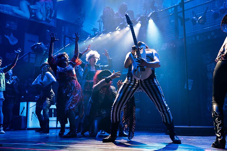 Rock of Ages im Deutschen Theater M&uuml;nchen (&copy;Foto: Nico Moser)